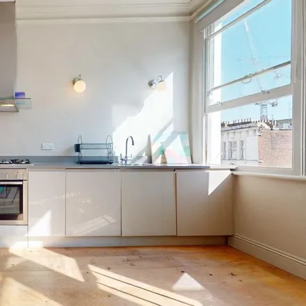 Image 3 - 20 Hazlitt Road, London, W14 0JY, United Kingdom - Apartment for rent