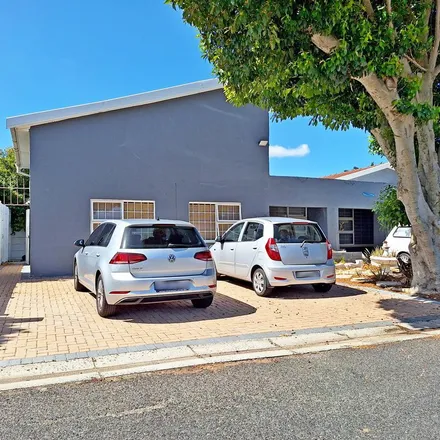 Rent this 1 bed apartment on Moreson in Smarag Street, Bloemhof