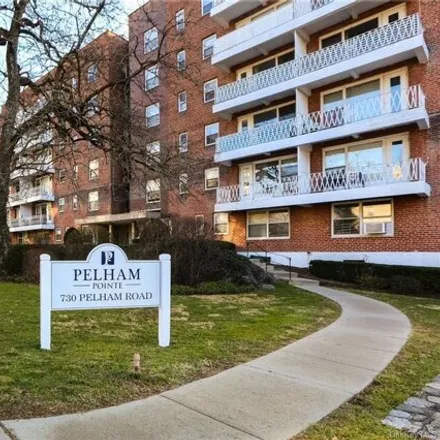 Image 2 - 740 Pelham Road, Rosedale, City of New Rochelle, NY 10805, USA - Apartment for rent