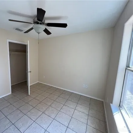 Image 7 - 217 Linares Drive, Stewart South Colonia, Alton, TX 78573, USA - Apartment for rent