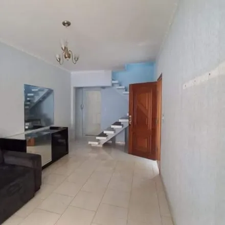 Buy this 3 bed house on Cresci e Perdi in Rua Amparo 398, Baeta Neves