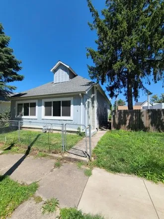 Rent this 2 bed house on 1314 East 10th Street in Indianapolis, IN 46202