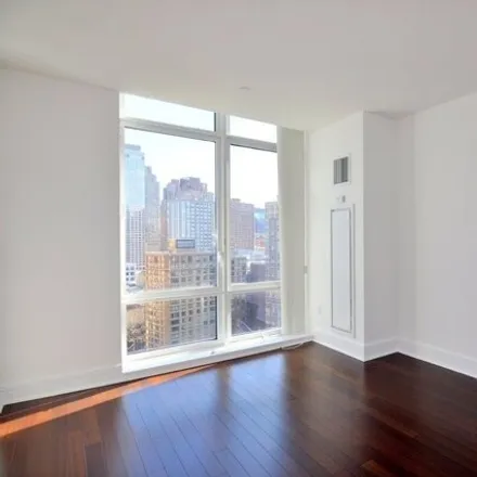 Image 3 - The Aldyn, 60 Riverside Boulevard, New York, NY 10069, USA - Condo for rent