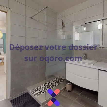 Image 4 - 9 Rue Pierre Brossolette, 69200 Vénissieux, France - Apartment for rent
