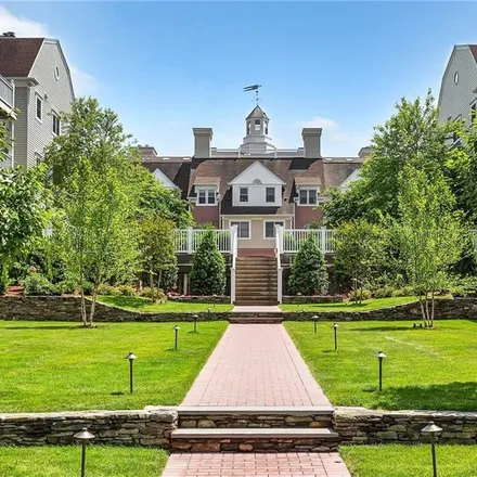 Buy this 1 bed condo on 51 Forest Avenue in Greenwich, CT 06870