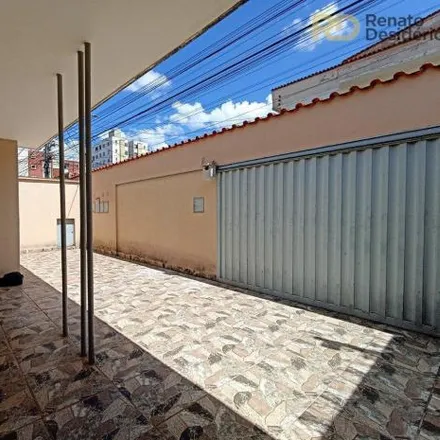 Rent this 3 bed house on Rua Frutal in Santa Efigênia, Belo Horizonte - MG