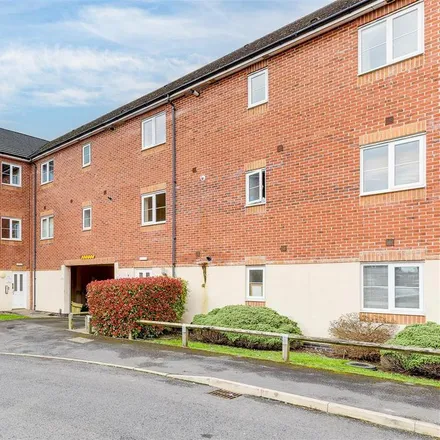 Rent this 2 bed apartment on Shaw Gardens in Netherfield, NG4 2NY