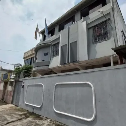 Buy this studio house on Rumichaca 412 in 090312, Guayaquil