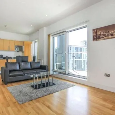 Image 6 - 1 Lightermans Road, Millwall, London, E14 9DQ, United Kingdom - Apartment for rent