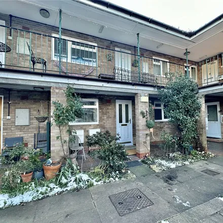 Image 1 - 17-22 Woodman Court, Stratford-upon-Avon, CV37 6SN, United Kingdom - Apartment for rent