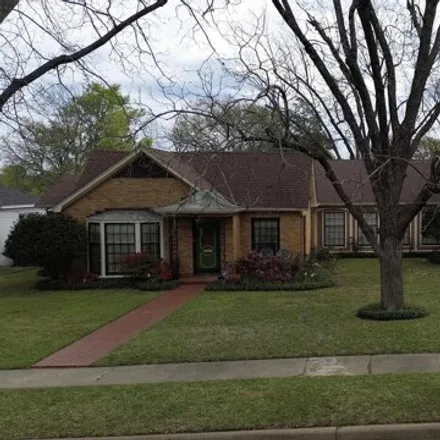 Buy this 4 bed house on 118 S Mahon Ave in Tyler, Texas