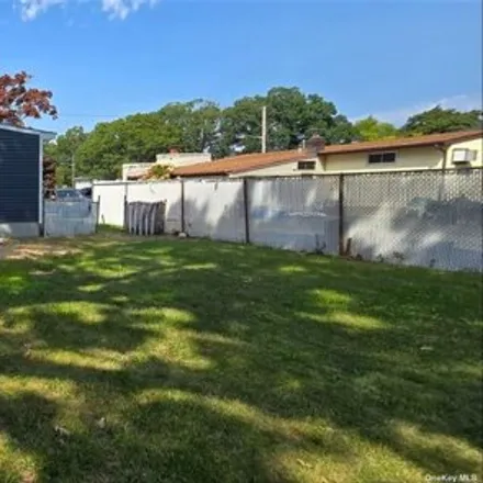 Image 3 - 236 Jefferson Ave, Amityville, New York, 11701 - House for sale