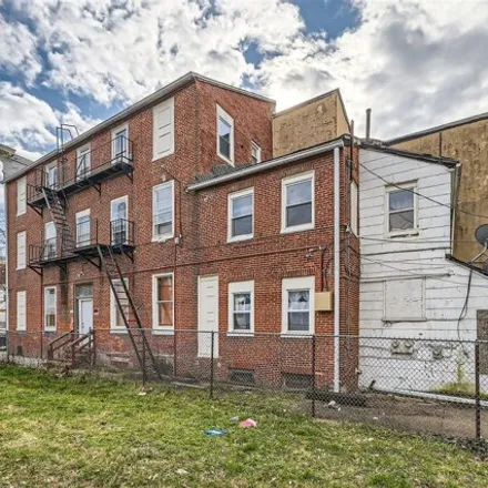 Image 6 - 1401 East Biddle Street, Baltimore, MD 21213, USA - House for sale