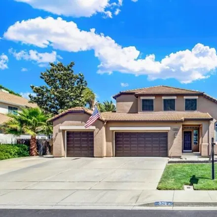 Buy this 5 bed house on Lisburn Way in Vacaville, CA 95688