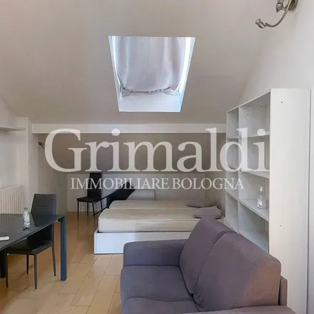 Image 4 - Via Broccaindosso 36/2, 40125 Bologna BO, Italy - Apartment for rent