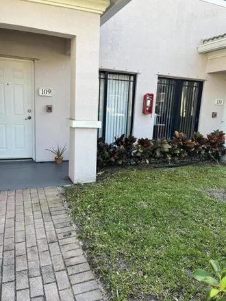 Buy this 3 bed townhouse on 2813 Grande Parkway in Palm Beach Gardens, FL 33410