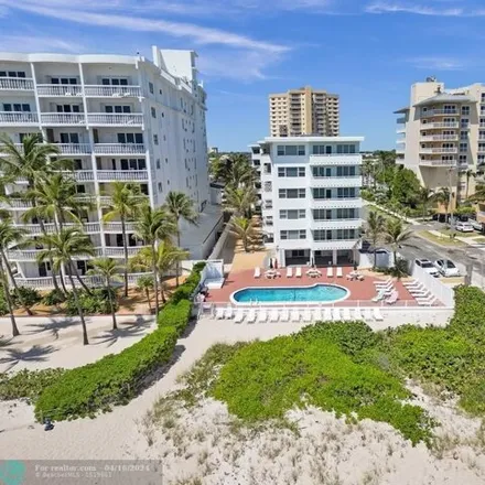 Image 2 - 3478 Southeast 12th Street, Pompano Beach, FL 33062, USA - Condo for sale