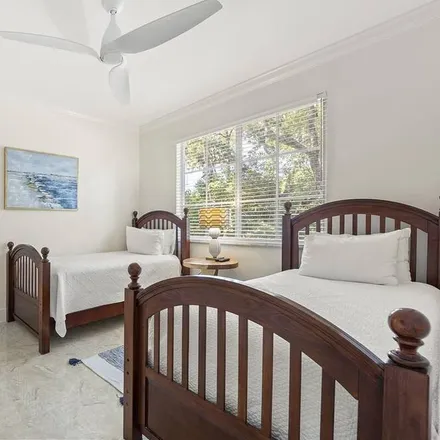 Rent this 4 bed condo on Key Largo