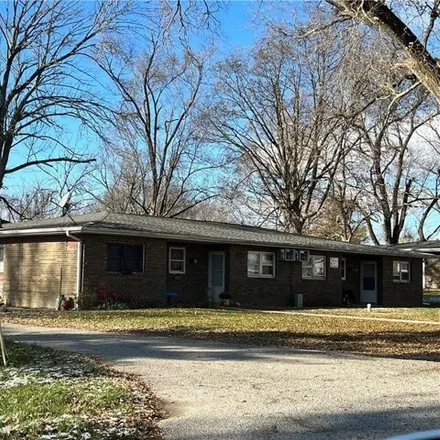 Image 6 - 872 East Wyman Avenue, Hoopeston, Vermilion County, IL 60942, USA - House for sale