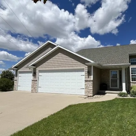 Buy this 4 bed house on 484 Barbie Court in Kimberly, Outagamie County