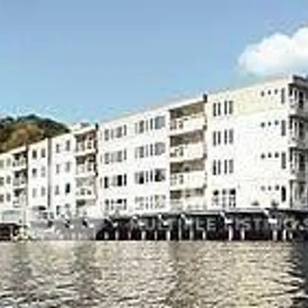 Image 3 - The Pier at Leschi, 334 Lakeside Avenue South, Seattle, WA 98144, USA - Condo for sale