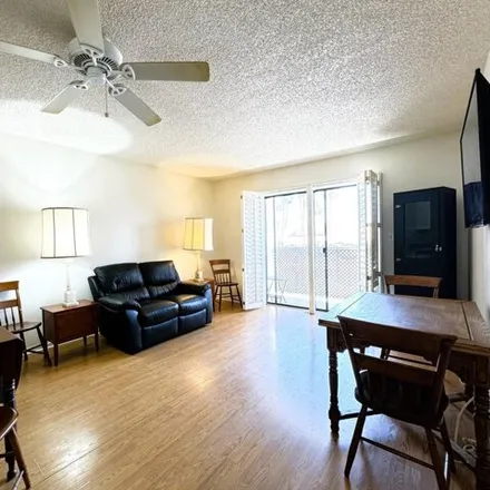 Image 6 - 3033 East Devonshire Avenue, Phoenix, AZ 85016, USA - Apartment for sale