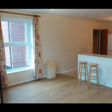 Image 4 - The Close, Kenilworth, CV8 2HN, United Kingdom - Apartment for rent