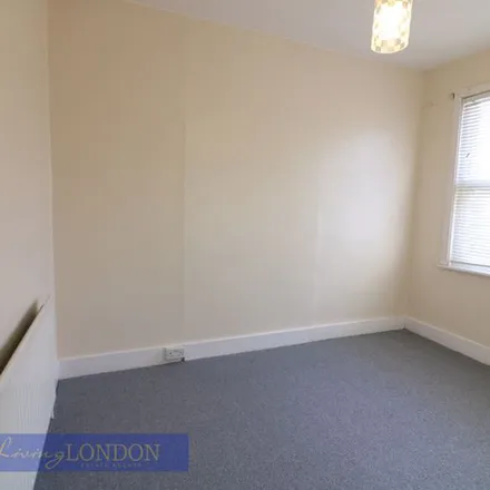 Image 5 - 308 Forest Road, London, N9 8RU, United Kingdom - Apartment for rent