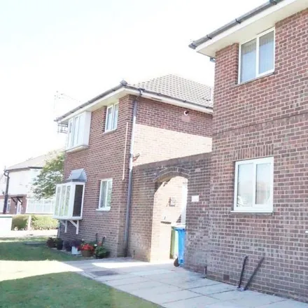 Rent this 1 bed apartment on Springfield Court in Anlaby Common, HU10 6SJ