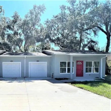 Rent this 2 bed house on 1418 N Orange St # 1416 in Mount Dora, Florida
