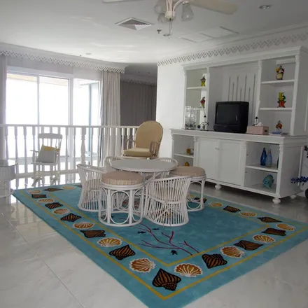 Rent this 6 bed apartment on Pattaya City Hall in Na Kluea, Pattaya Nua 7