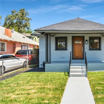 Buy this 3 bed house on 3321 West 27th Street in Los Angeles, CA 90018