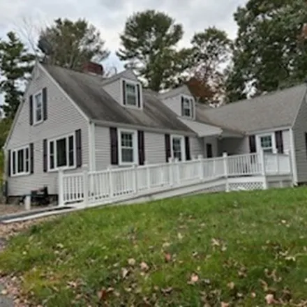 Buy this 4 bed house on 2303 Turnpike St in North Andover, Massachusetts