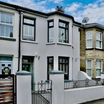 Image 1 - Holland Street, Ebbw Vale, NP23 6HY, United Kingdom - Townhouse for sale