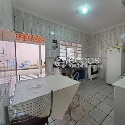 Buy this 3 bed house on Rua Antônio Azenha Matias in Nova Uberlândia, Uberlândia - MG