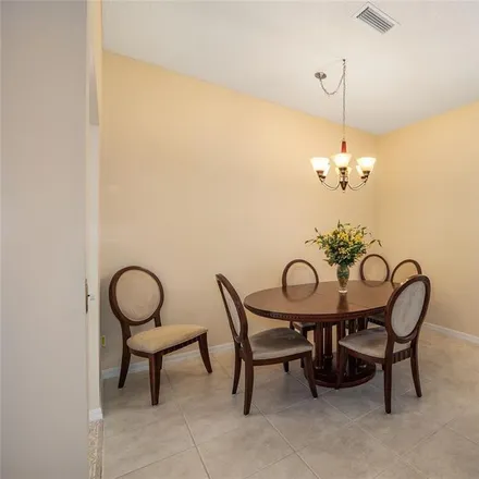 Image 7 - 903 Ramos Drive, The Villages, FL 32159, USA - House for sale