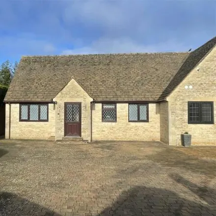 Buy this 2 bed duplex on Gorse Close in Rissington Road, Bourton-on-the-Water