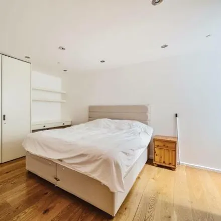 Image 5 - Meritas Court, Bayswater, Great London, W2 - Apartment for sale