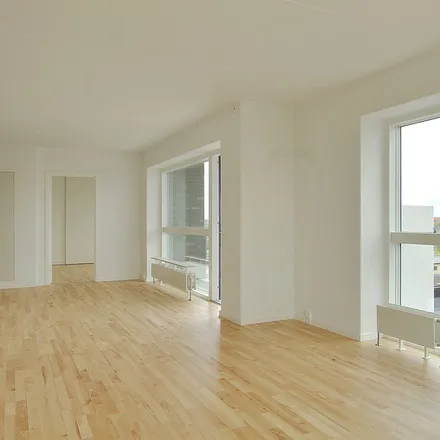 Rent this 3 bed apartment on Krimsvej 11F in 2300 København S, Denmark