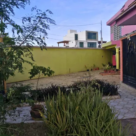 Image 3 - Retorno 8, La Herradura, 77034 Chetumal, ROO, Mexico - House for sale