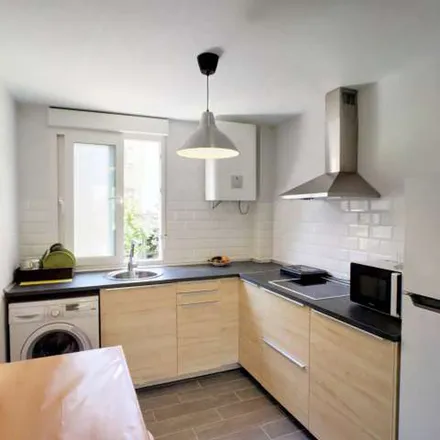 Image 6 - Madrid, apartamento de antonio, Calle de Mirasierra, 28026 Madrid - Apartment for rent