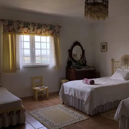 Rent this 4 bed house on Marco da IV Légua in EN 10, Sobralinho