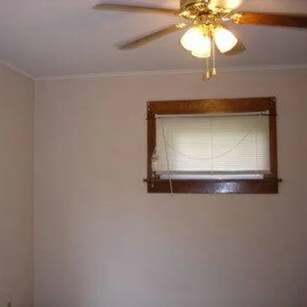 Image 5 - 1013 Mosley Court Southwest, Lincoln Heights, Canton, OH 44710, USA - House for rent