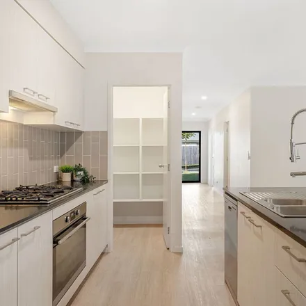 Image 2 - Dysart Drive, Holmview QLD 4207, Australia - Apartment for rent