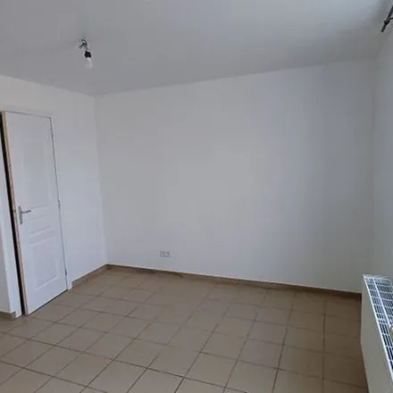 Rent this 1 bed apartment on Rue du Pavé 21 in 6500 Beaumont, Belgium
