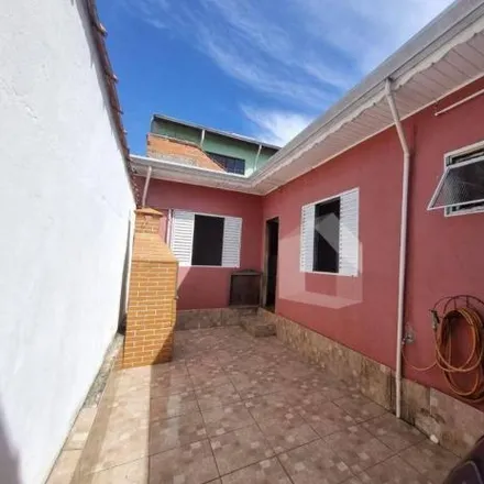 Buy this 3 bed house on Rua Julio de Mello Braga in Estância Poços de Caldas, Poços de Caldas - MG