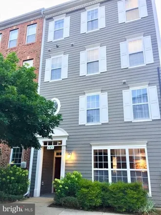 Rent this 3 bed townhouse on Kentsland Square - Kentsland Market Square in 151-159 Chevy Chase Street, Gaithersburg