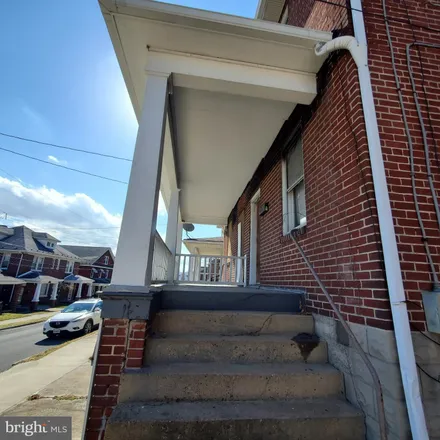 Image 3 - 616 Lincoln Street, Cumberland, MD 21502, USA - Townhouse for sale
