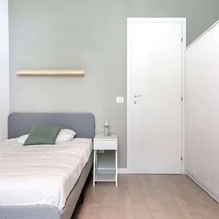 Rent this 3 bed apartment on Via Camillo Giussani in 20146 Milan MI, Italy