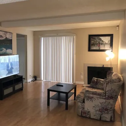 Image 9 - Calgary, AB T2A 5G4, Canada - House for rent